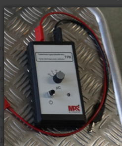 Calibrador de Pulso de Descarga Parcial (TPK) - Precisão Portátil para Testes Elétricos